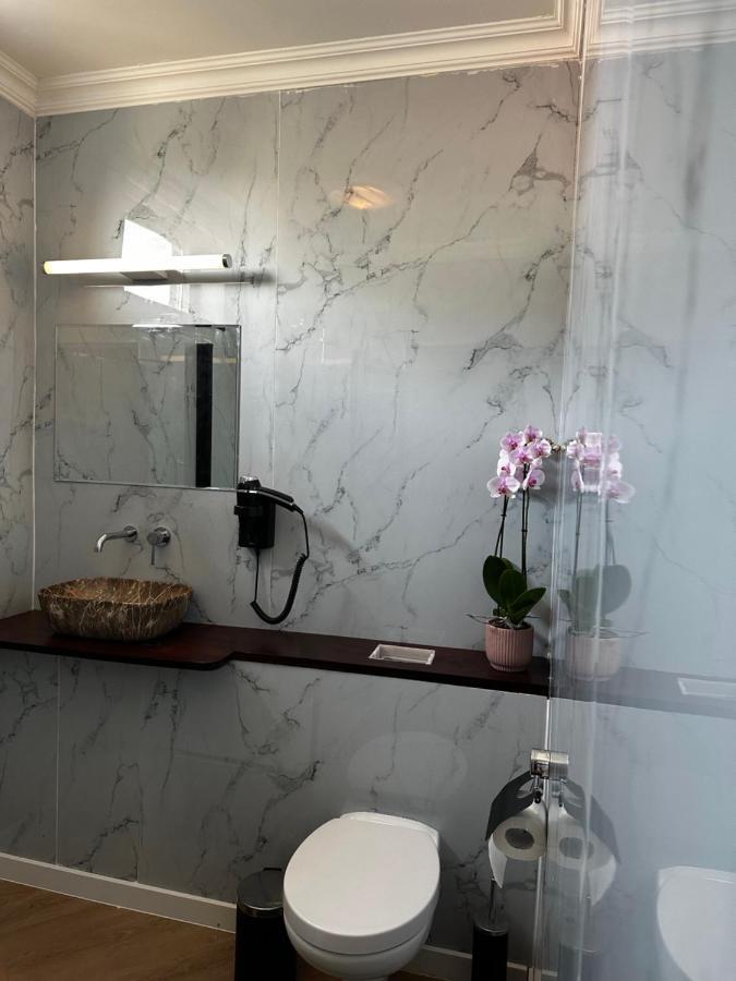 D10 Apartments เบรดา ภายนอก รูปภาพ
